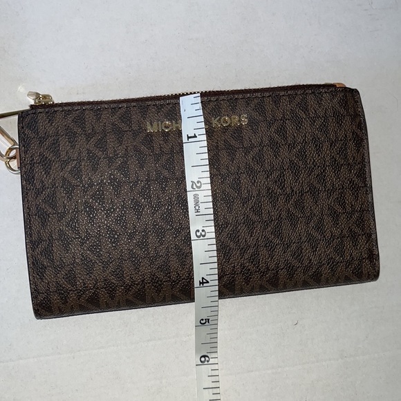 Michael Kors signature logo Jetset double zipper wristlet - Picture 9 of 9